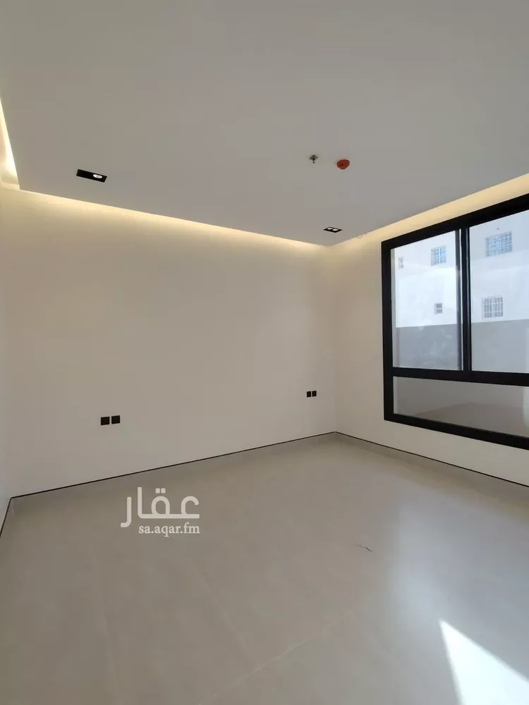 شقة للبيع في شارع ابن أبي الشكر الفلكي, حي المهدية, مدينة الرياض, منطقة الرياض 8