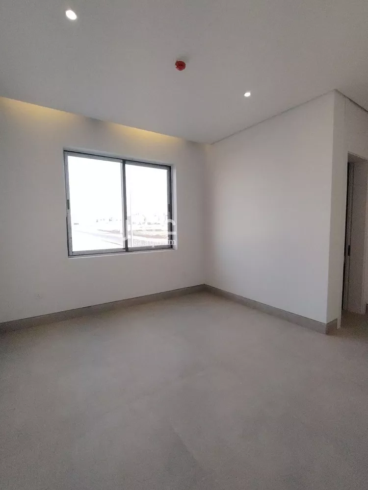 شقة للبيع في شارع عمير بن سنان بن عرفطة, حي المهدية, مدينة الرياض, منطقة الرياض صورة 5