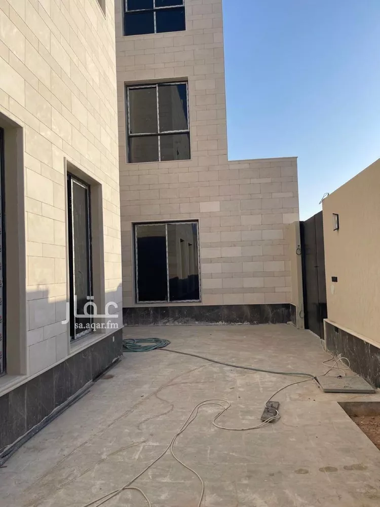 فيلا للبيع في شارع المهدية, حي المهدية, مدينة الرياض, منطقة الرياض صورة 3