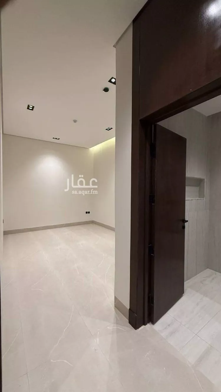 شقة للبيع في شارع أحمد بن نبهان الحافظ, حي المهدية, مدينة الرياض, منطقة الرياض صورة 5