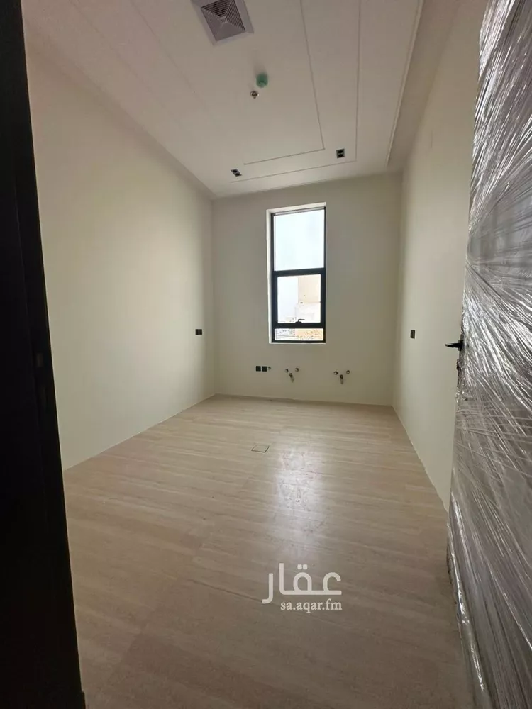 عمارة للبيع في شارع ابن المهاجر, حي المهدية, مدينة الرياض, منطقة الرياض 9