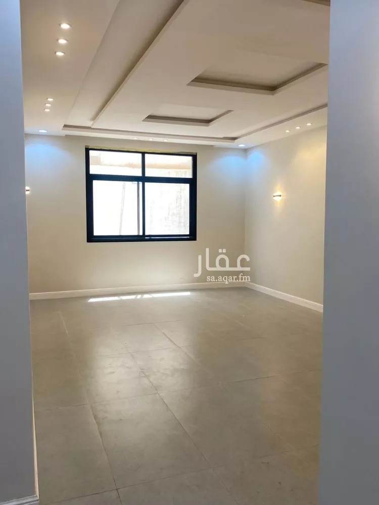 Floor for Sale in Riyadh Al Mahdiyah 23