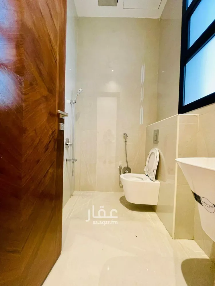 فيلا للبيع في شارع أبي الزناد, حي المهدية, مدينة الرياض, منطقة الرياض 7