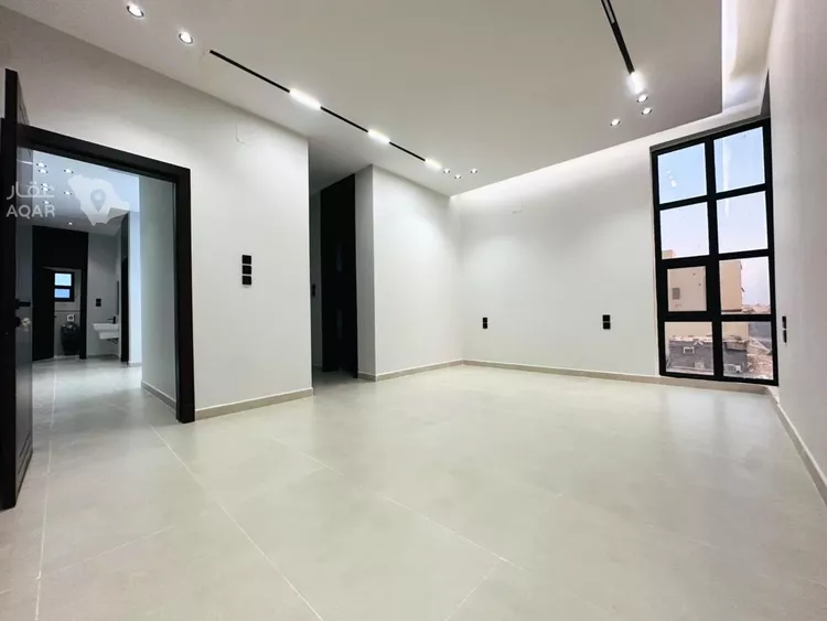فيلا للبيع في شارع علي بن الحسن الريحاني, حي المهدية, مدينة الرياض, منطقة الرياض 9