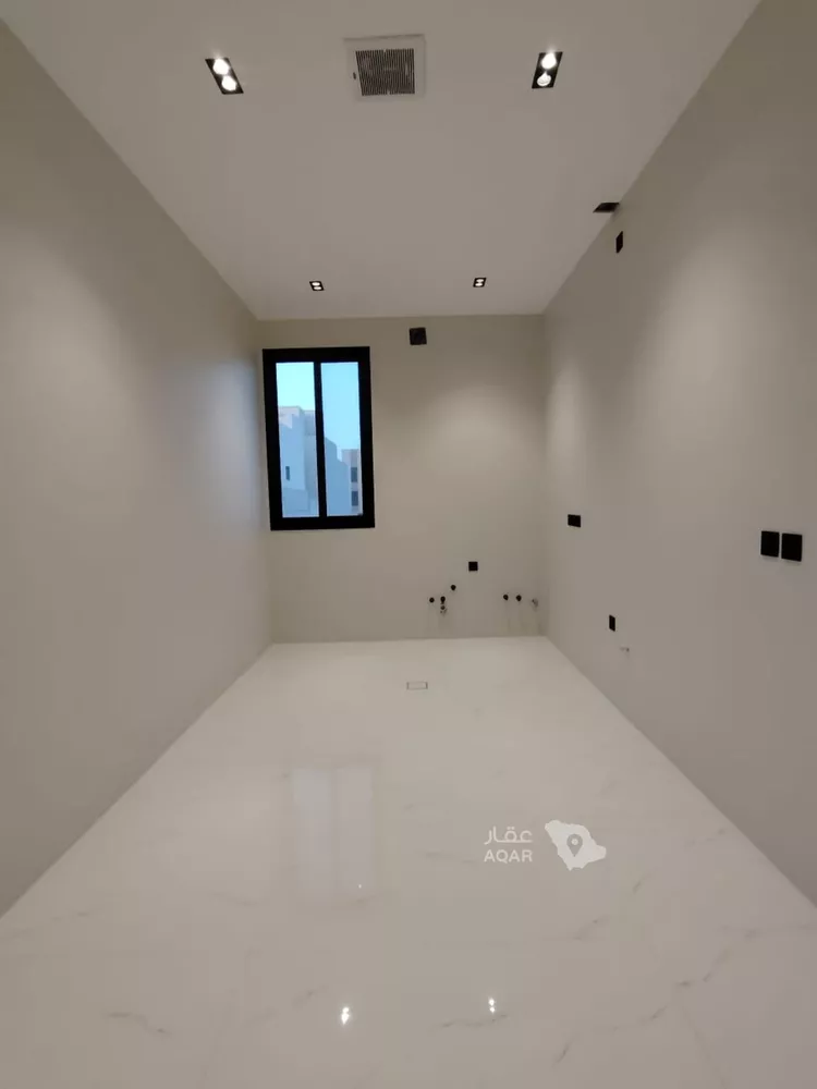 عمارة للإيجار في شارع ابي بكر البناء, حي المهدية, مدينة الرياض, منطقة الرياض 8
