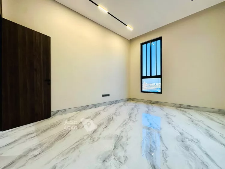 شقة للبيع في شارع عمير بن سنان بن عرفطة, حي المهدية, مدينة الرياض, منطقة الرياض 4