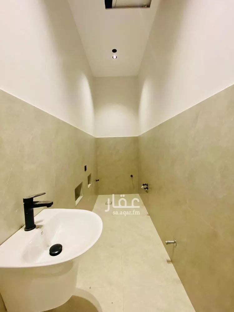فيلا للبيع في شارع علي المنوفي, حي المهدية, مدينة الرياض, منطقة الرياض 20