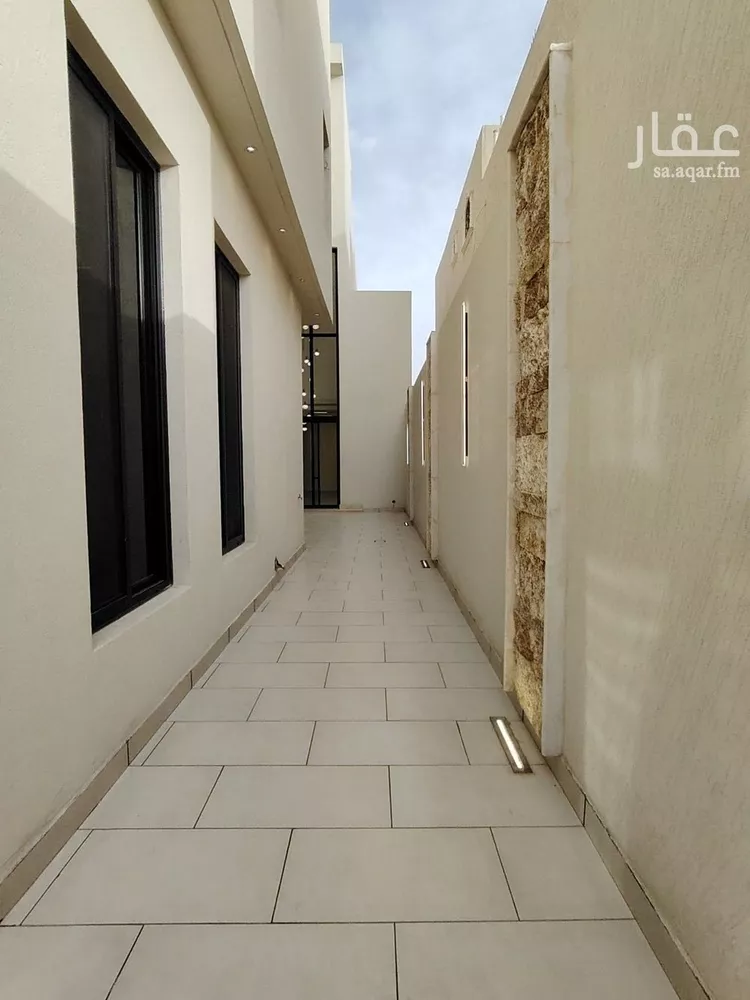 Villa for Sale in Riyadh Al Mahdiyah 17