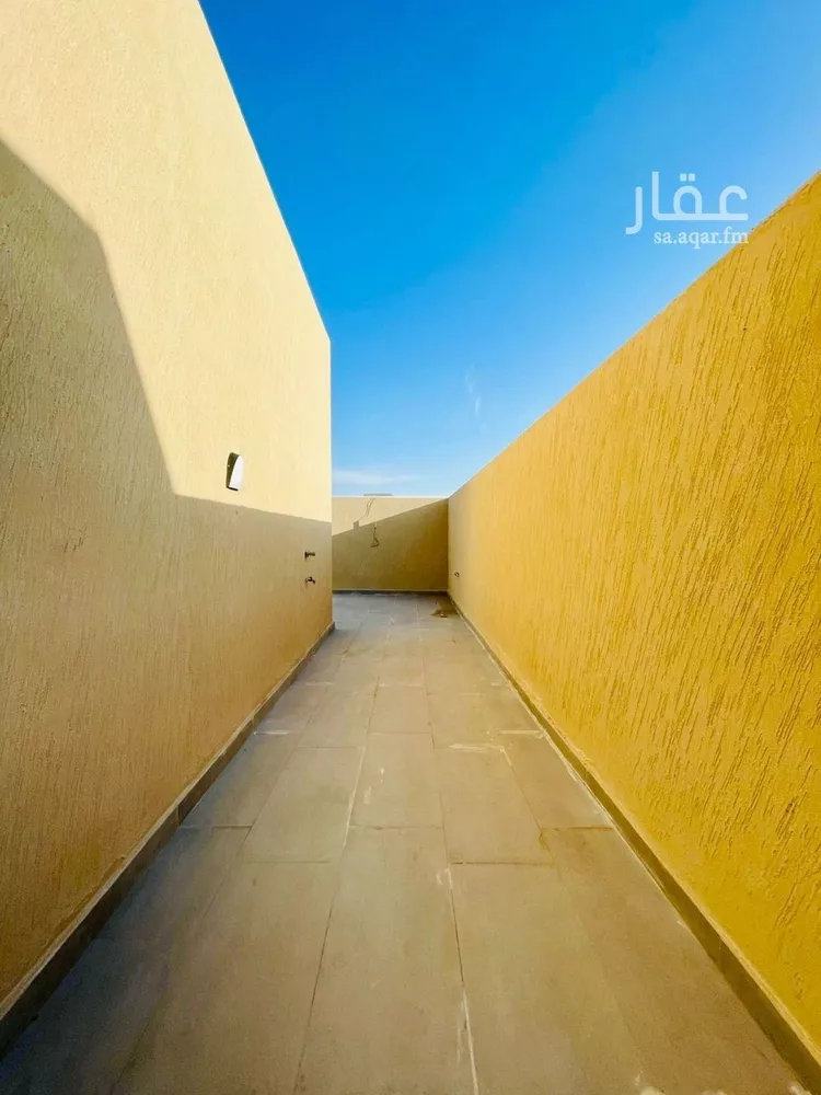 فيلا للبيع في شارع حماد الأنصاري, حي المهدية, مدينة الرياض, منطقة الرياض صورة 3