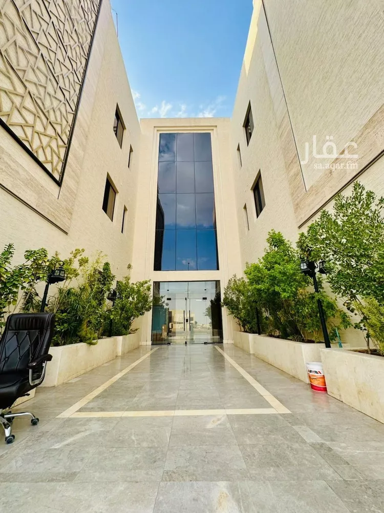 شقة للبيع في شارع عمير بن سنان بن عرفطة, حي المهدية, مدينة الرياض, منطقة الرياض 15