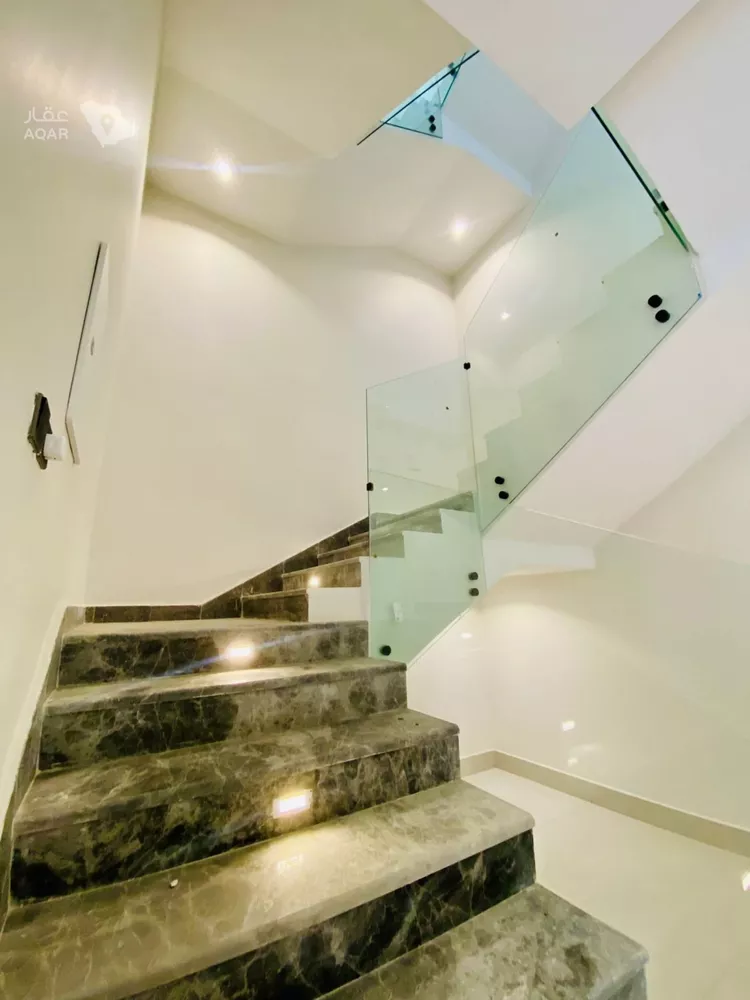 Villa for Rent in Riyadh Al Mahdiyah 24