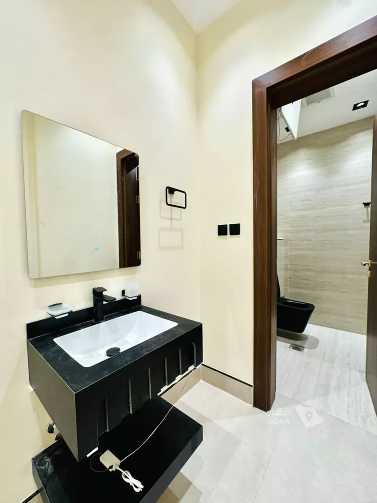 شقة للبيع في شارع عمير بن سنان بن عرفطة, حي المهدية, مدينة الرياض, منطقة الرياض 14