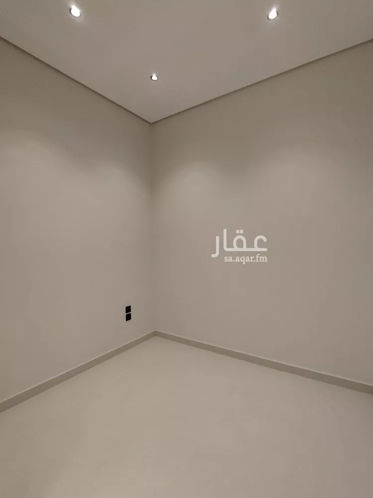 فيلا للبيع في شارع عبيدالله الثقفي, حي المهدية, مدينة الرياض, منطقة الرياض 21