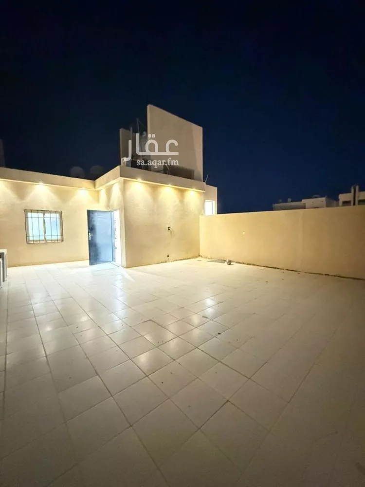 فيلا للبيع في شارع كلثوم بن أوفى, حي المهدية, مدينة الرياض, منطقة الرياض صورة 3