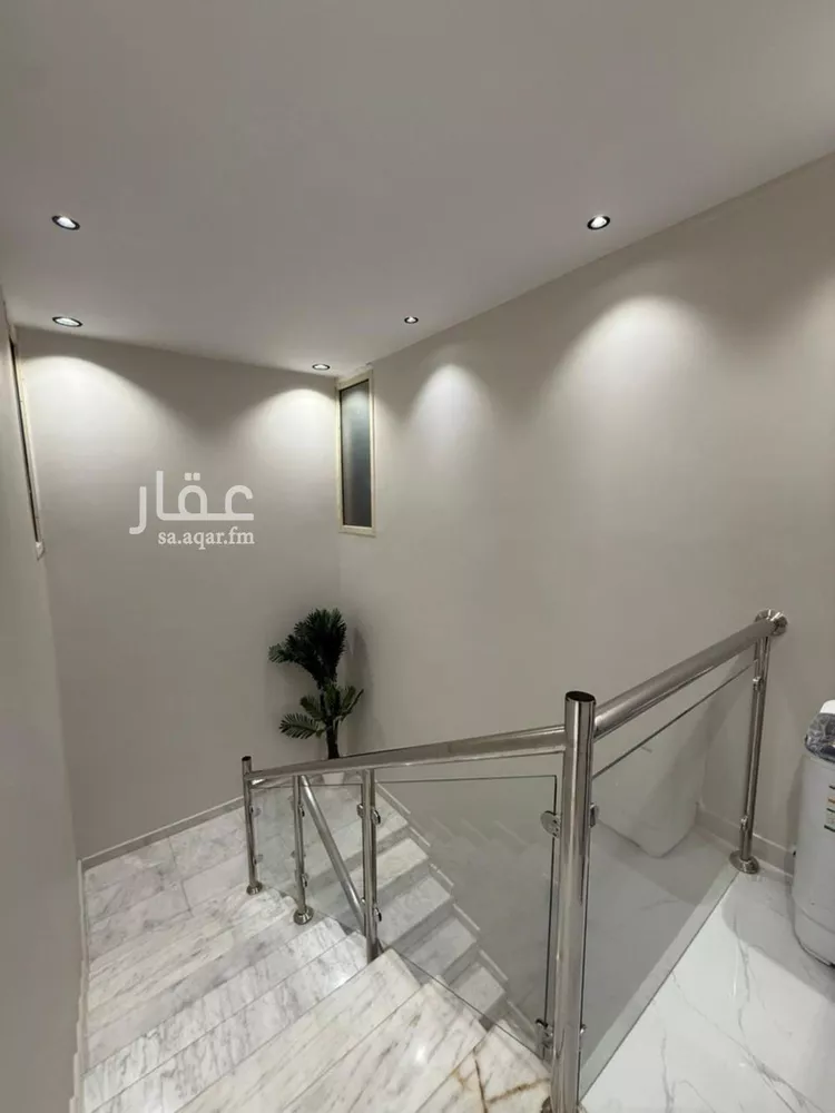 فيلا للبيع في شارع كلثوم بن أوفى, حي المهدية, مدينة الرياض, منطقة الرياض 10