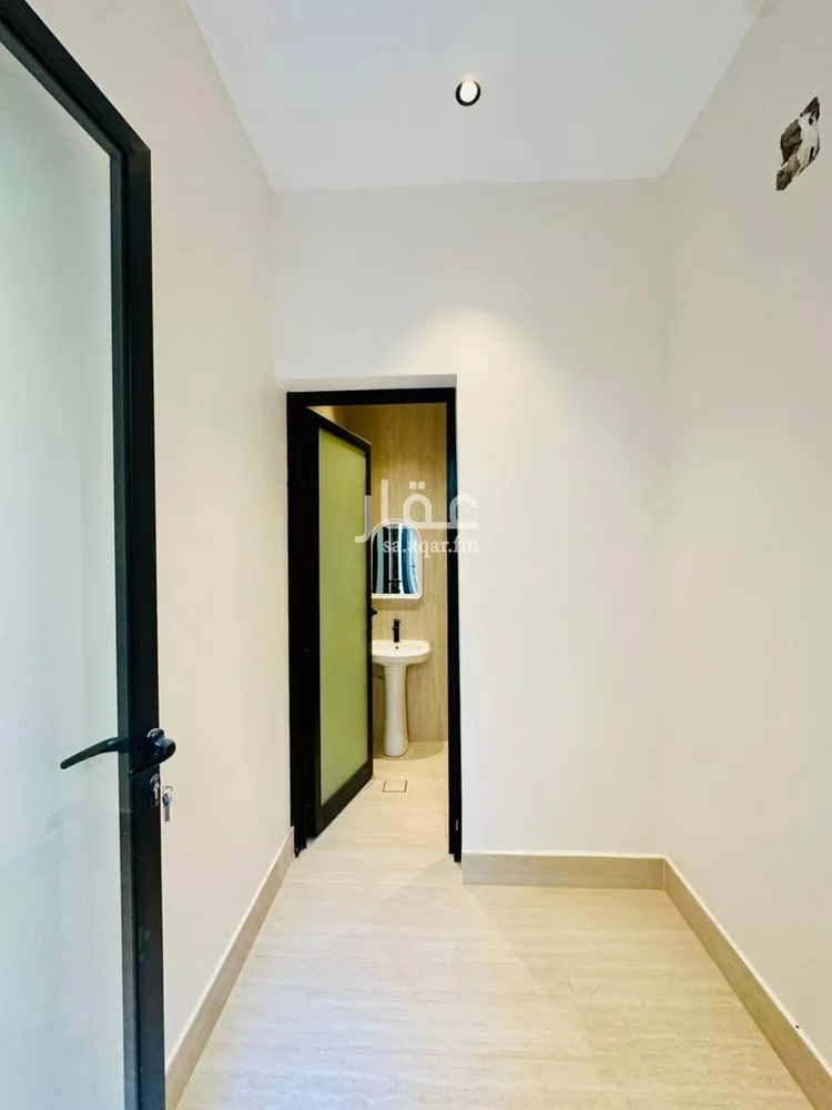 Villa for Sale in Riyadh Al Mahdiyah 8