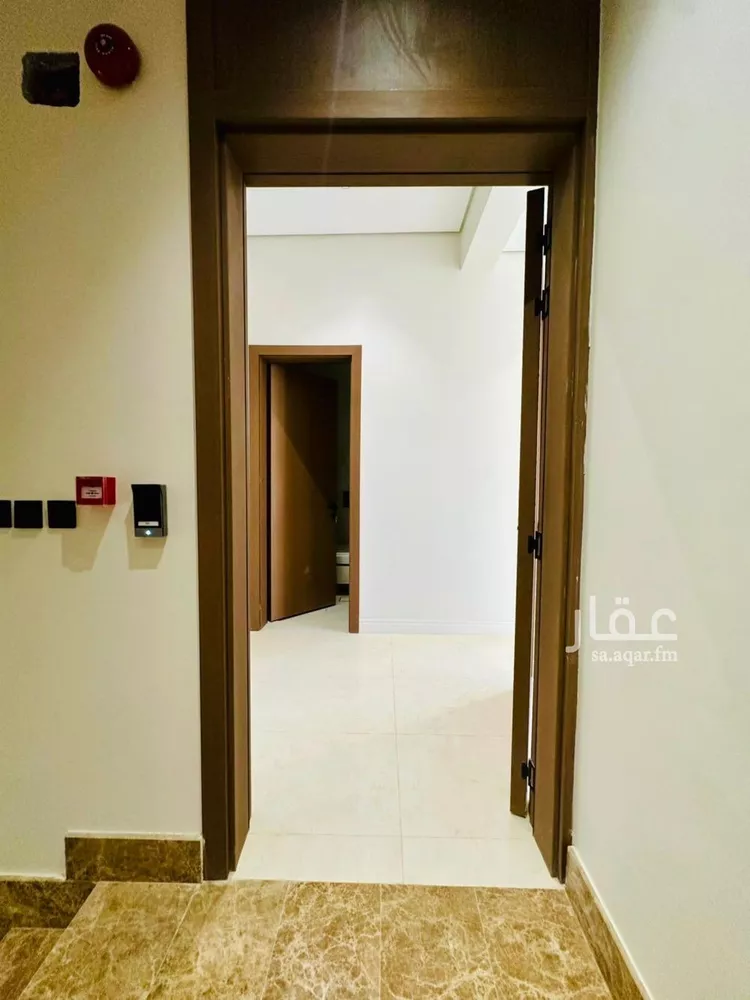 شقة للبيع في شارع عمير بن سنان بن عرفطة, حي المهدية, مدينة الرياض, منطقة الرياض 7