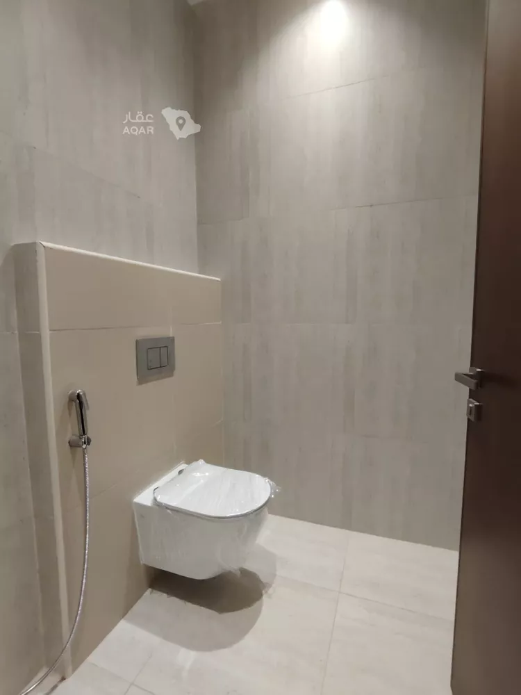 شقة للبيع في شارع عمير بن سنان بن عرفطة, حي المهدية, مدينة الرياض, منطقة الرياض 13