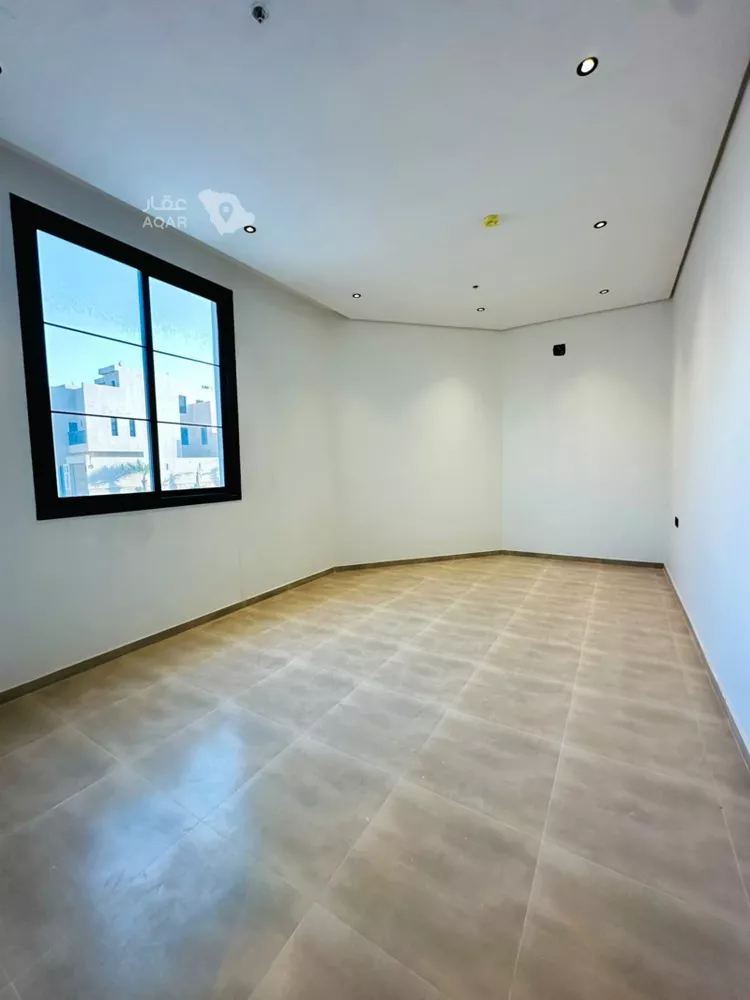 شقة للبيع في شارع ابن أبي الشكر الفلكي, حي المهدية, مدينة الرياض, منطقة الرياض 7