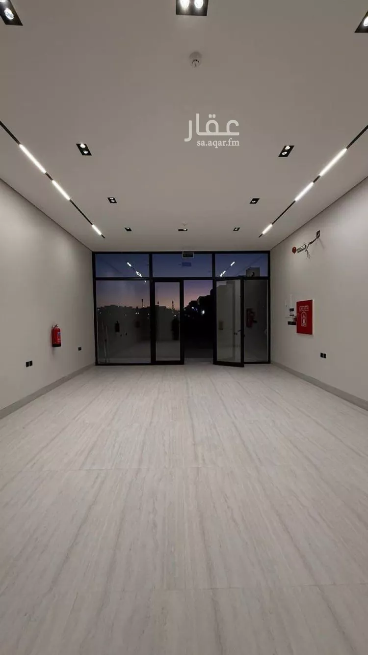 محل للإيجار في شارع أحمد بن نبهان الحافظ, حي المهدية, مدينة الرياض, منطقة الرياض صورة 2