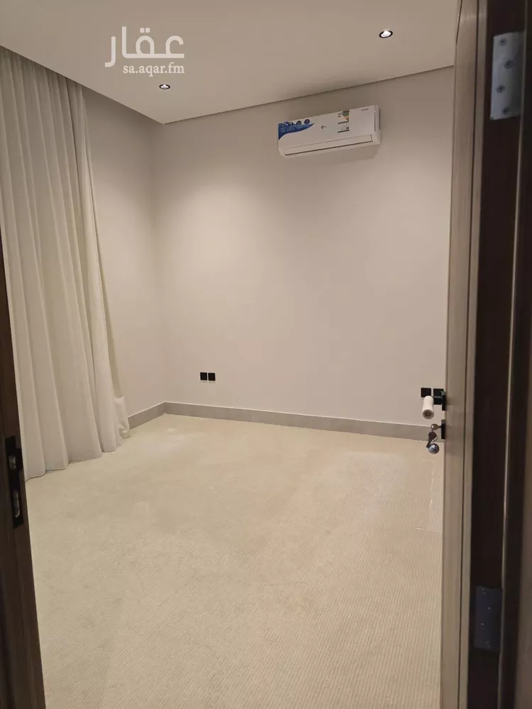 فيلا للإيجار في شارع أبي عروة, حي المهدية, مدينة الرياض, منطقة الرياض صورة 5