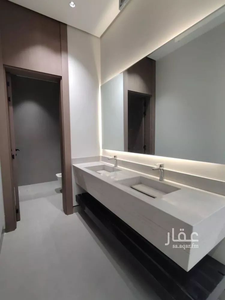 فيلا للبيع في شارع عبدالله بن إبراهيم الشرقاوي, حي المهدية, مدينة الرياض, منطقة الرياض صورة 5