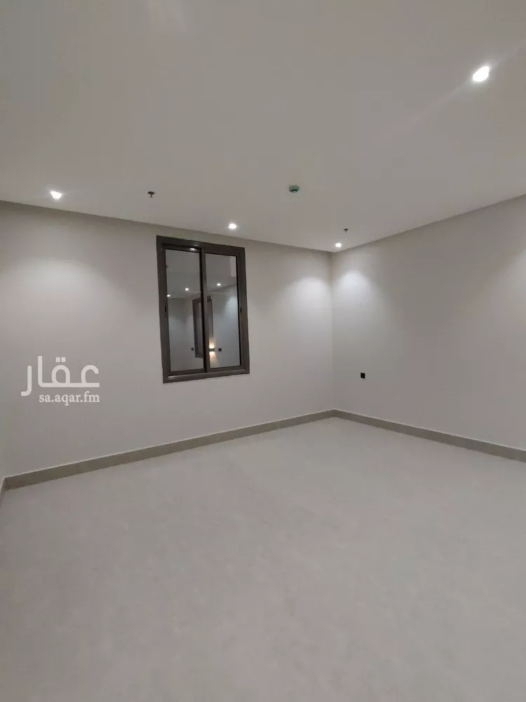 عمارة للبيع في شارع عمير بن سنان بن عرفطة, حي المهدية, مدينة الرياض, منطقة الرياض 12