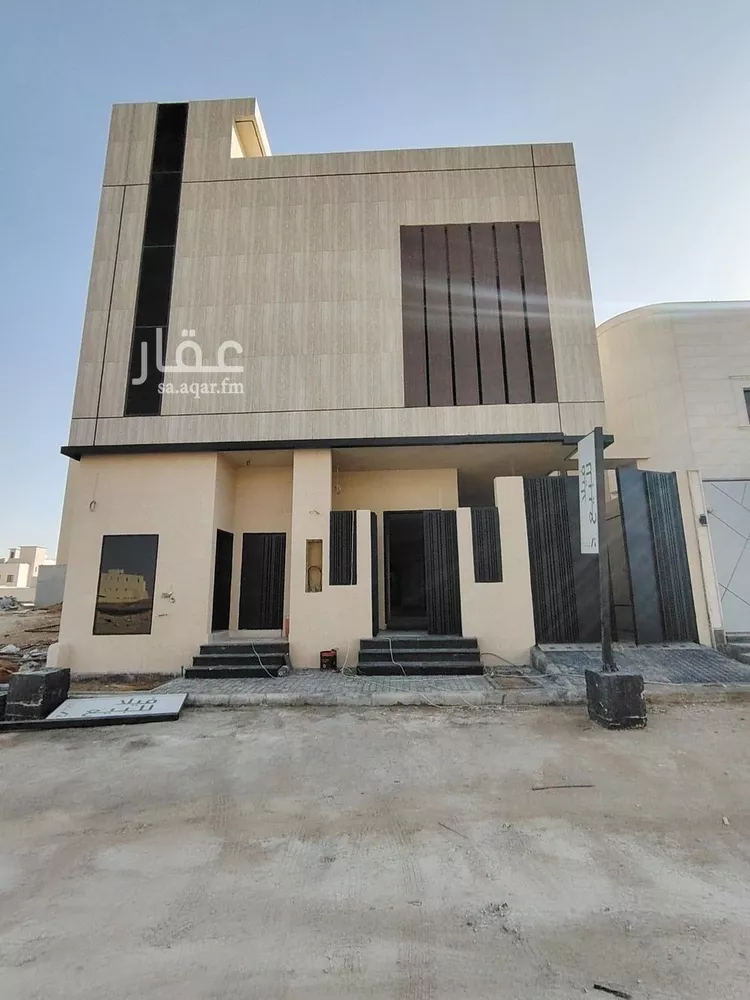 فيلا للبيع في شارع علي بن أحمد البلوي, حي المهدية, مدينة الرياض, منطقة الرياض 1 صورة