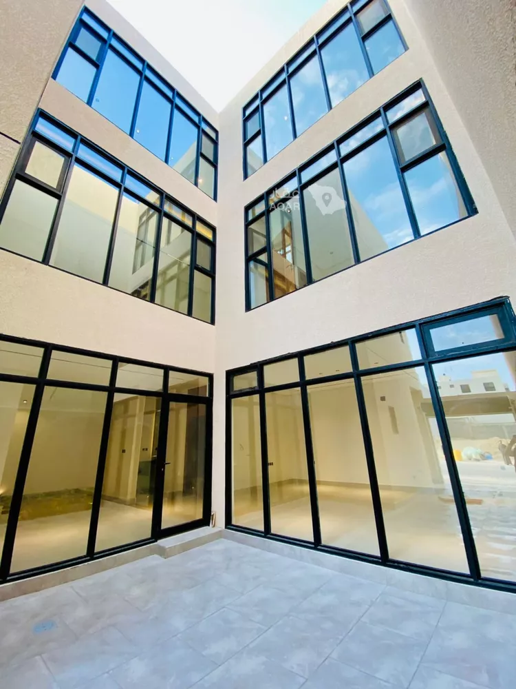 Villa for Rent in Riyadh Al Mahdiyah 12