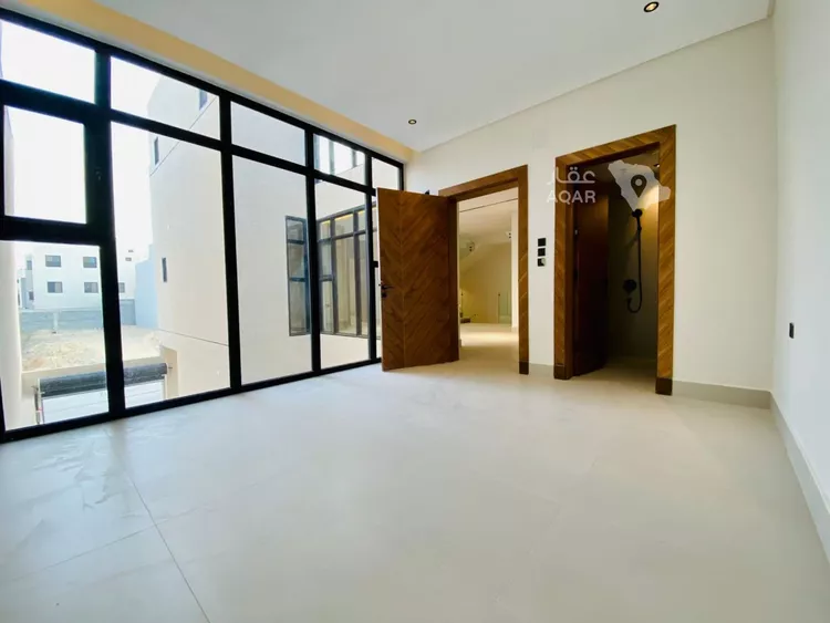 Villa for Rent in Riyadh Al Mahdiyah 15
