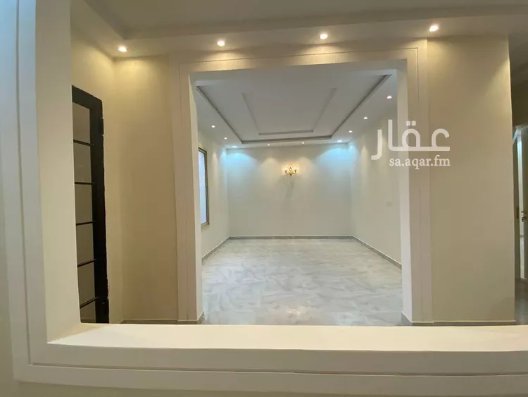فيلا للإيجار في شارع محمد بن أحمد الفاسي, حي المهدية, مدينة الرياض, منطقة الرياض صورة 5