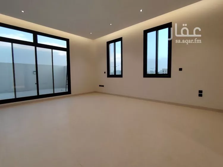 فيلا للبيع في شارع عبيدالله الثقفي, حي المهدية, مدينة الرياض, منطقة الرياض 18