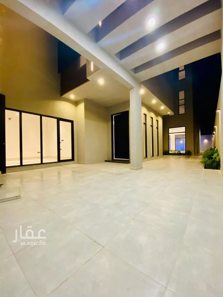 فيلا للبيع في شارع علي المنوفي, حي المهدية, مدينة الرياض, منطقة الرياض 10