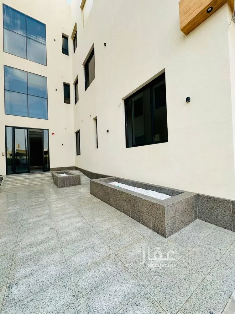 شقة للبيع في شارع عمير بن سنان بن عرفطة, حي المهدية, مدينة الرياض, منطقة الرياض 15