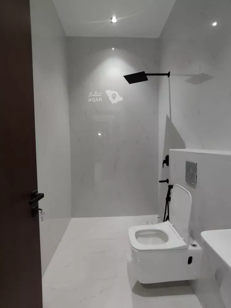 عمارة للإيجار في شارع ابي بكر البناء, حي المهدية, مدينة الرياض, منطقة الرياض 10