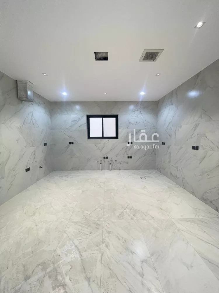 فيلا للبيع في شارع أبي الشيخ الأصبهاني, حي المهدية, مدينة الرياض, منطقة الرياض صورة 3