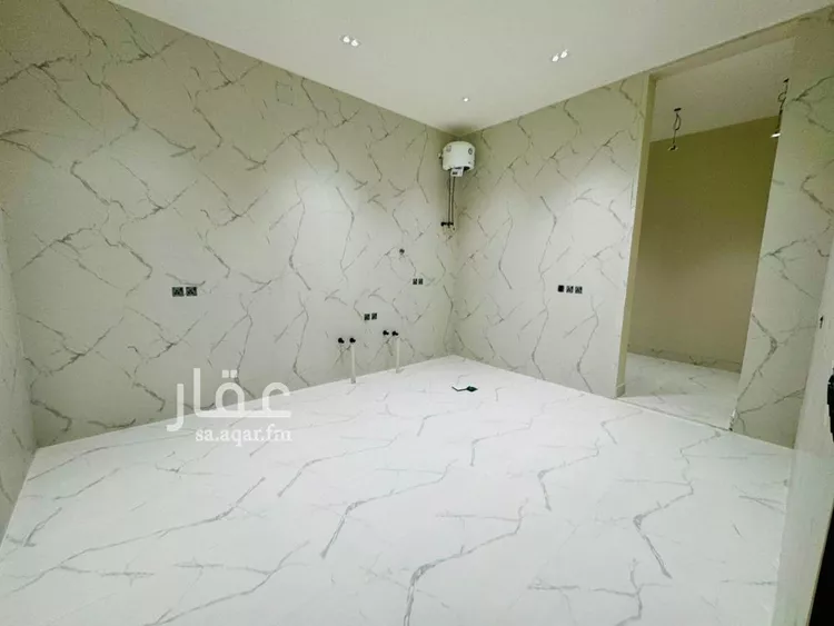 Villa for Sale in Riyadh Al Mahdiyah 18