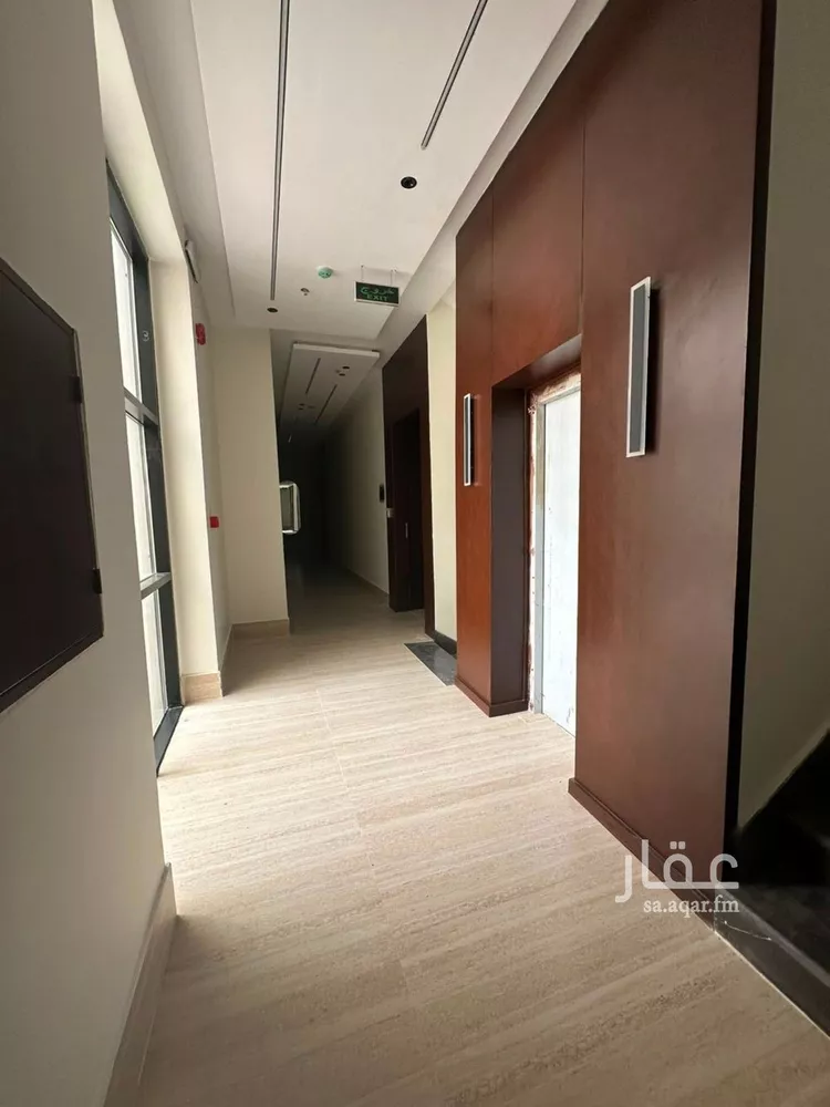 عمارة للبيع في شارع ابن المهاجر, حي المهدية, مدينة الرياض, منطقة الرياض 7