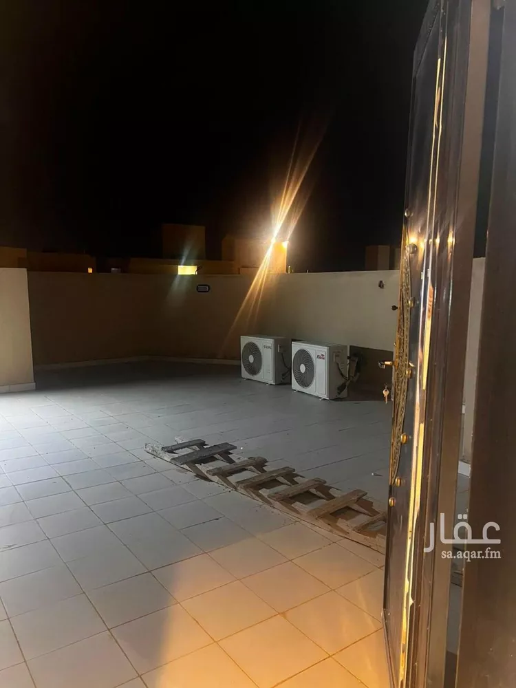 فيلا للبيع في شارع ابن الشيرازي, حي المهدية, مدينة الرياض, منطقة الرياض 10