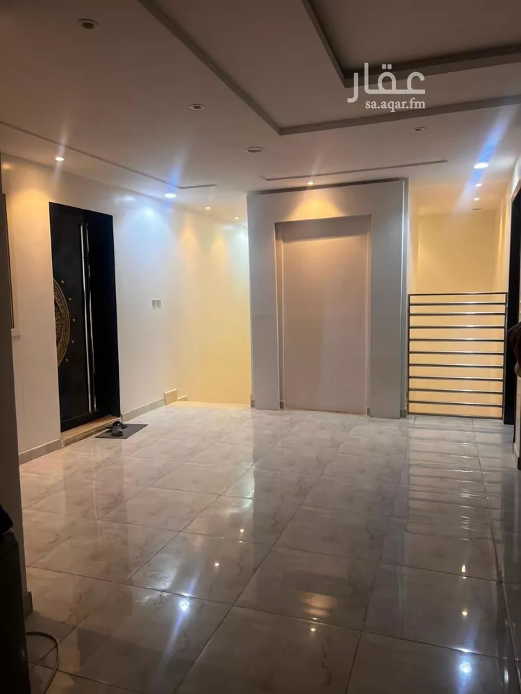 فيلا للبيع في شارع ابن الشيرازي, حي المهدية, مدينة الرياض, منطقة الرياض 14
