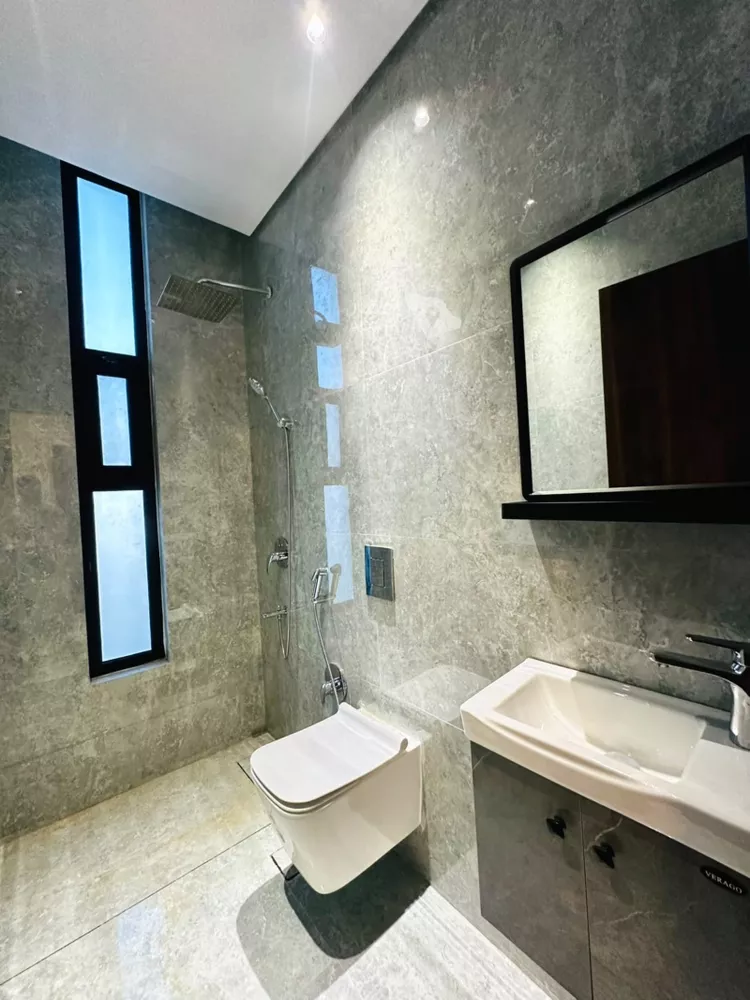 شقة للبيع في شارع عمير بن سنان بن عرفطة, حي المهدية, مدينة الرياض, منطقة الرياض 8