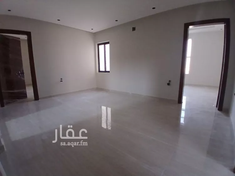 فيلا للبيع في شارع عمر بن أبي بكر, حي المهدية, مدينة الرياض, منطقة الرياض صورة 2