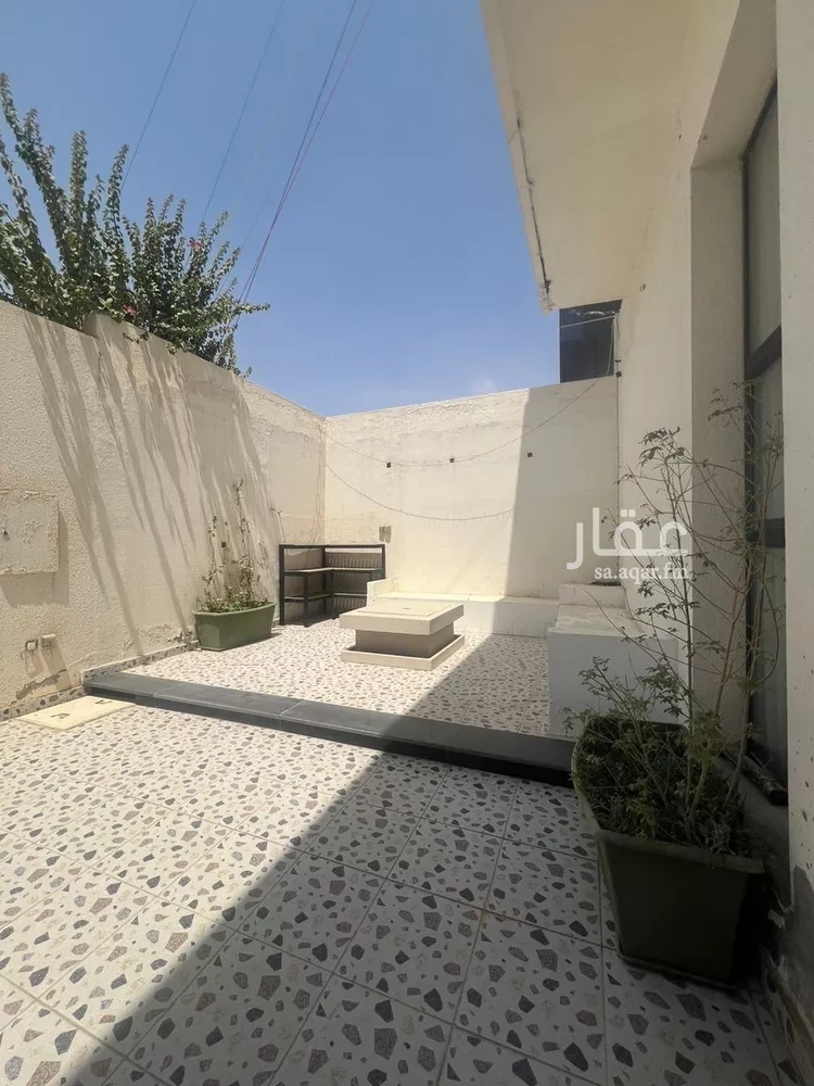فيلا للبيع في شارع محمد بن مسعود المكي, حي النرجس, مدينة الرياض, منطقة الرياض صورة 2