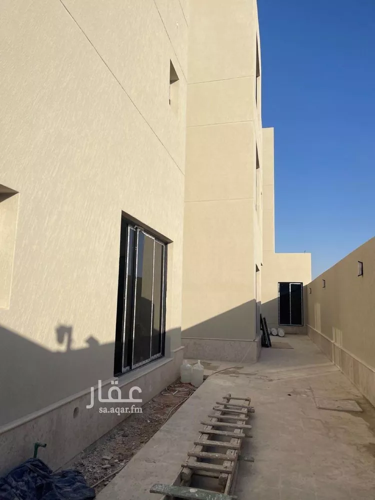 فيلا للبيع في شارع أبي عبدالله محمد بن أيوب, حي المهدية, مدينة الرياض, منطقة الرياض صورة 2