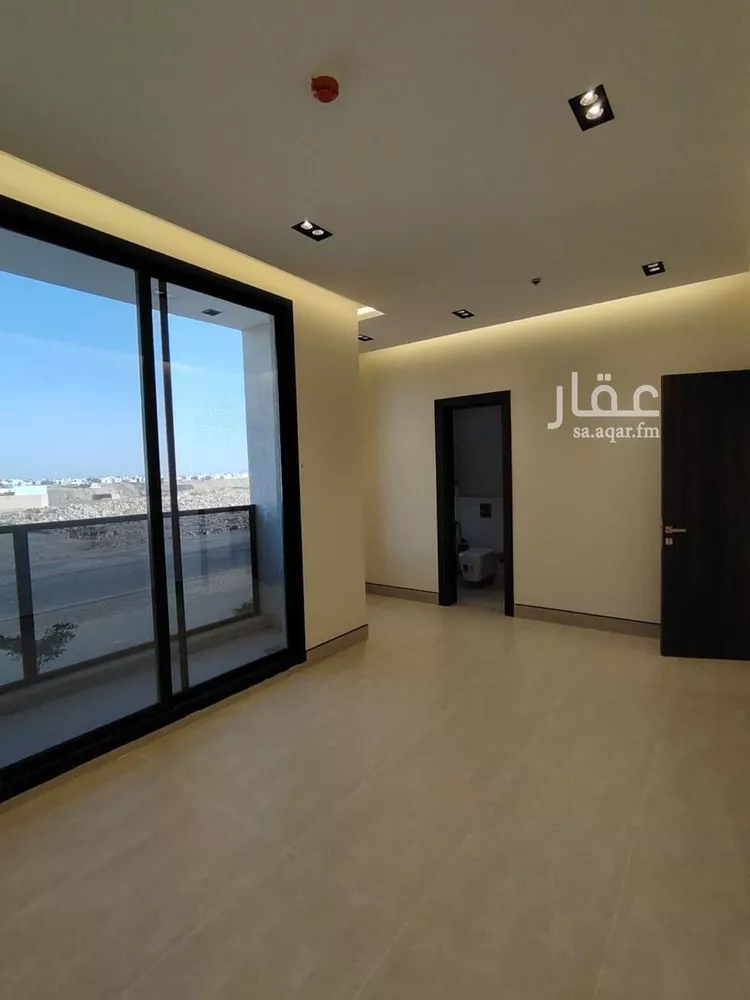 شقة للبيع في شارع ابن أبي الشكر الفلكي, حي المهدية, مدينة الرياض, منطقة الرياض 11