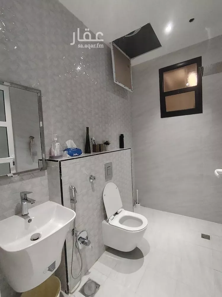 شقة للبيع في شارع زينب بنت أبي سلمة, حي المهدية, مدينة الرياض, منطقة الرياض 9
