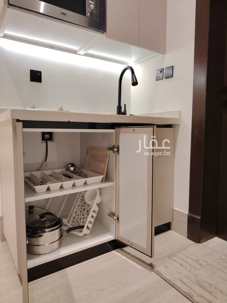 غرفة للإيجار في شارع سيف الدين الخطيب, حي المهدية, مدينة الرياض, منطقة الرياض 10