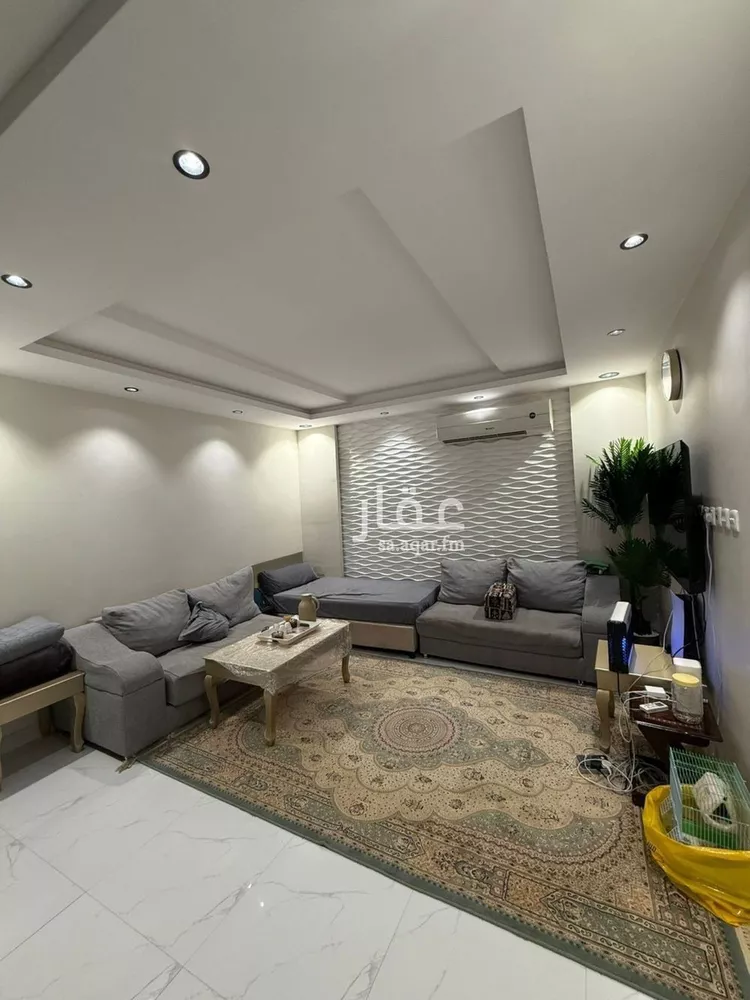 فيلا للبيع في شارع كلثوم بن أوفى, حي المهدية, مدينة الرياض, منطقة الرياض 21