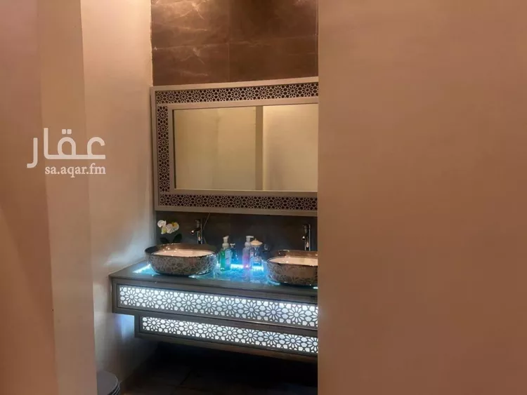 Villa for Sale in Riyadh Al Mahdiyah صورة 3
