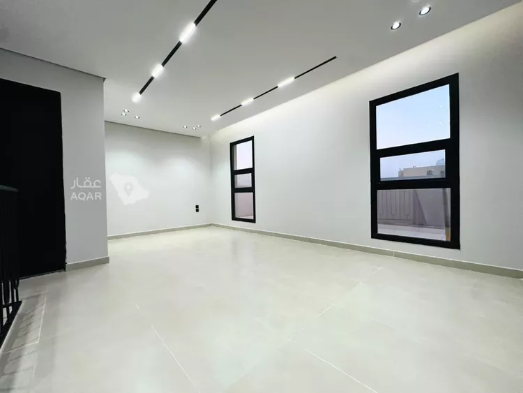 فيلا للبيع في شارع علي بن الحسن الريحاني, حي المهدية, مدينة الرياض, منطقة الرياض 7
